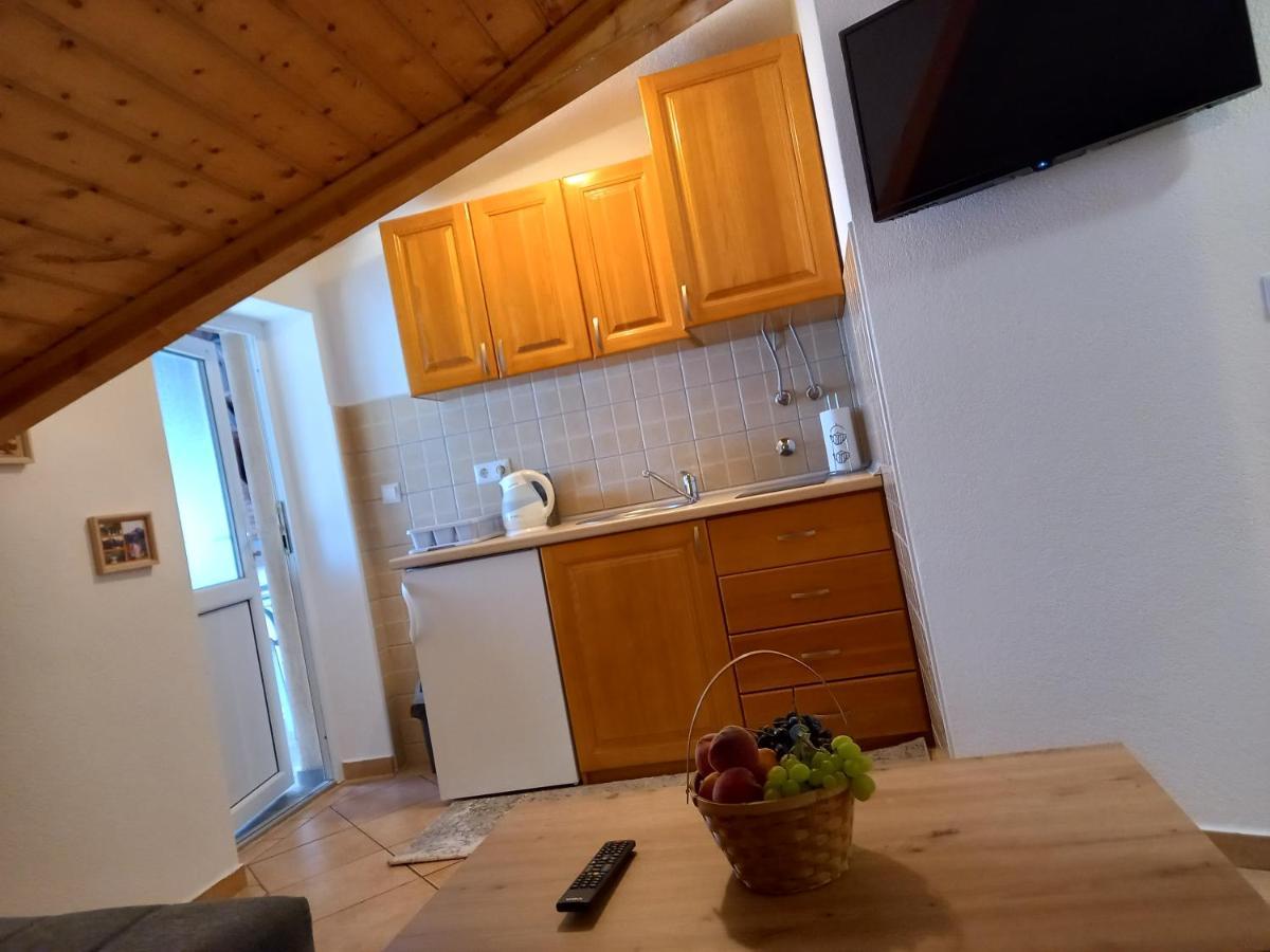 Studio Apartman Ivana Jajca Kültér fotó